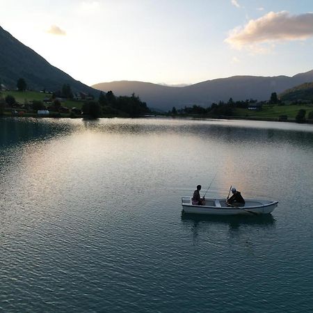 Loken Camping - Trivelig Og Idyllisk Ved Vannet Ξενοδοχείο Olden Εξωτερικό φωτογραφία
